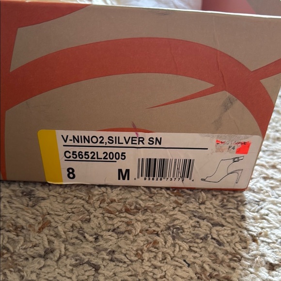 Via Spiga Black and Cream Snakeskin Heels - Picture 2 of 6